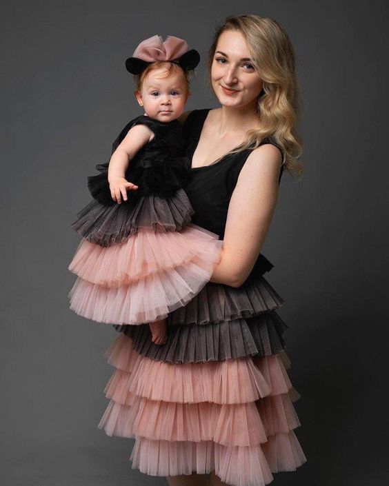 Black Mother Daughter Photoshoot Outfit Ideas