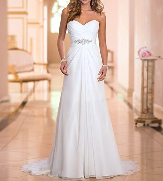 Pros and Cons of Buying a Wedding Dress Online